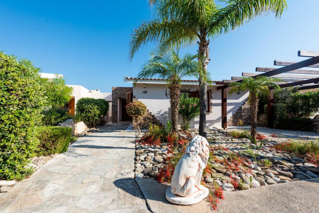 Tequila Sunrise By Ezoria Villas Coral Bay Exteriér fotografie